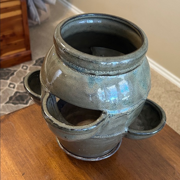 Handcrafted Green Ceramic Strawberry Planter - Picture 14 of 14